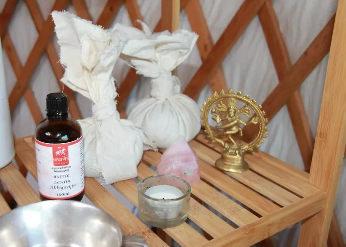 Tiny House Glamping مكان تخييم *