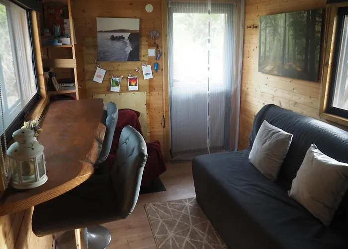 Tiny House Glamping مكان تخييم