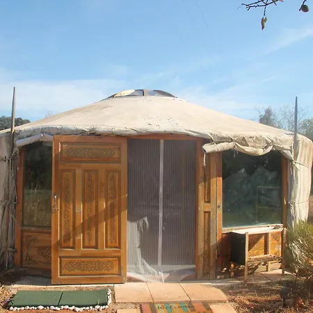Camping Ecologic Glamping Estevais